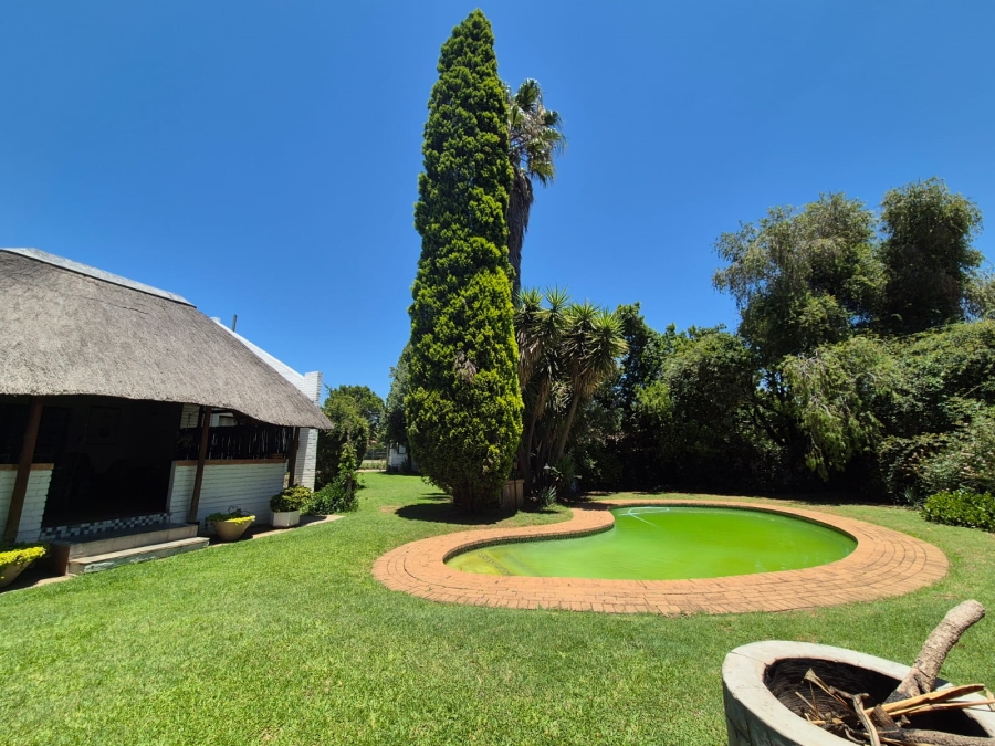 7 Bedroom Property for Sale in Deneysville Free State